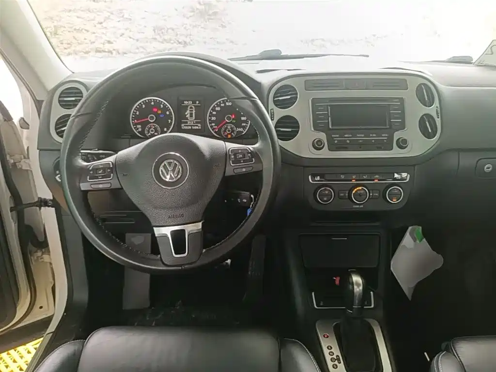 Volkswagen Tiguan 2016 Model 300TSI Automatic 2WD Comfort Edition фото 10