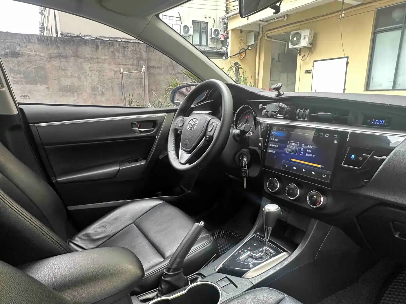 Toyota Levin 2014 1.6G CVT Elite Edition фото 16