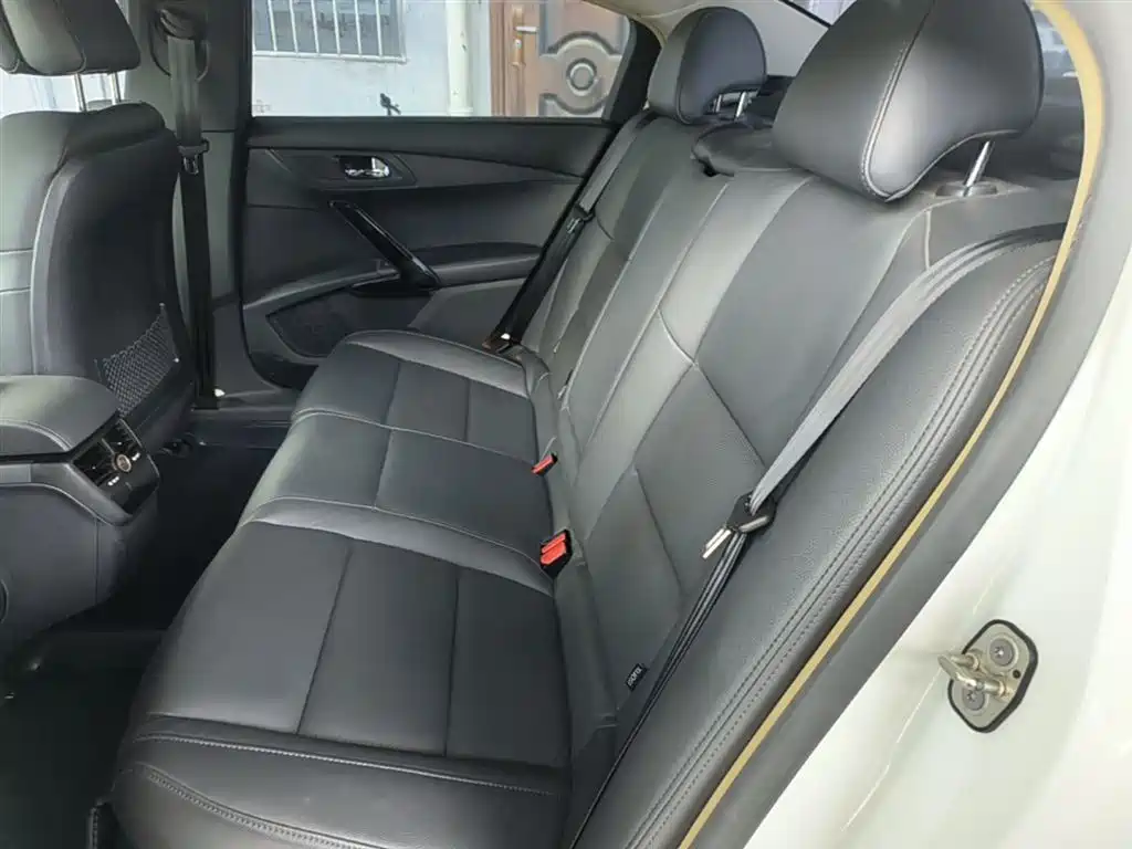 Peugeot 508 2015 1.6THP Auto Excellence Edition фото 17