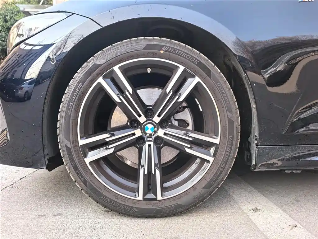 BMW 3 Series 2023 325i M Sport Package фото 20