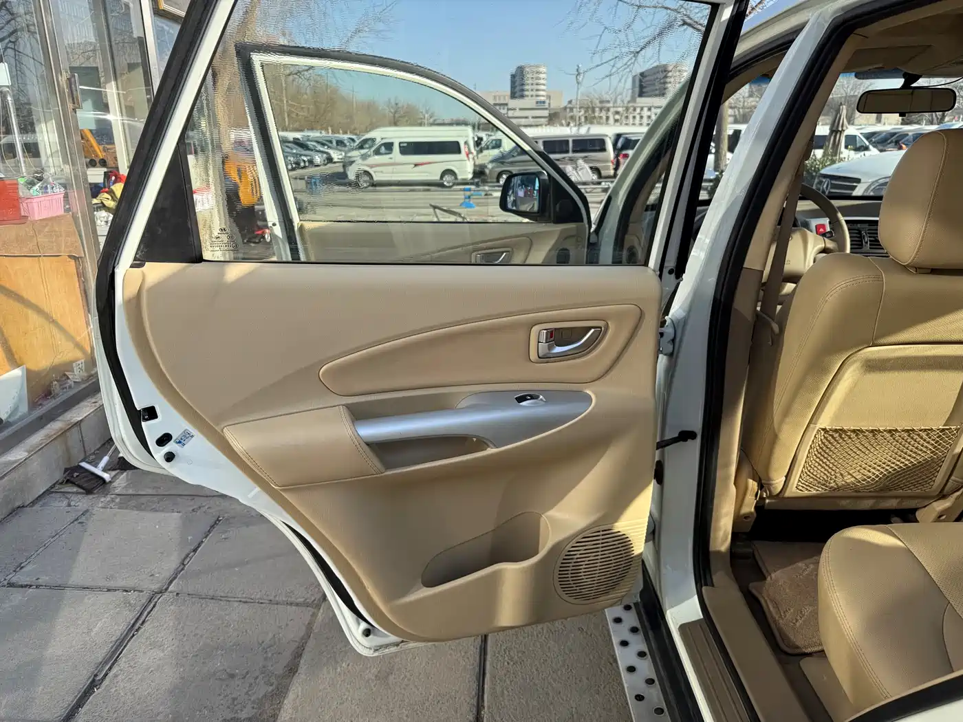 Hyundai Tucson 2013 2.0L Automatic 2WD Comfort фото 10