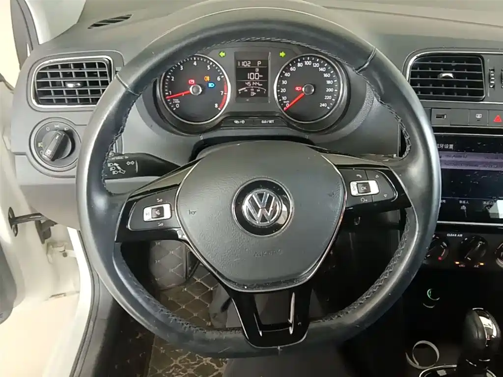 Volkswagen Polo 2018 1.5L Auto Comfort фото 11