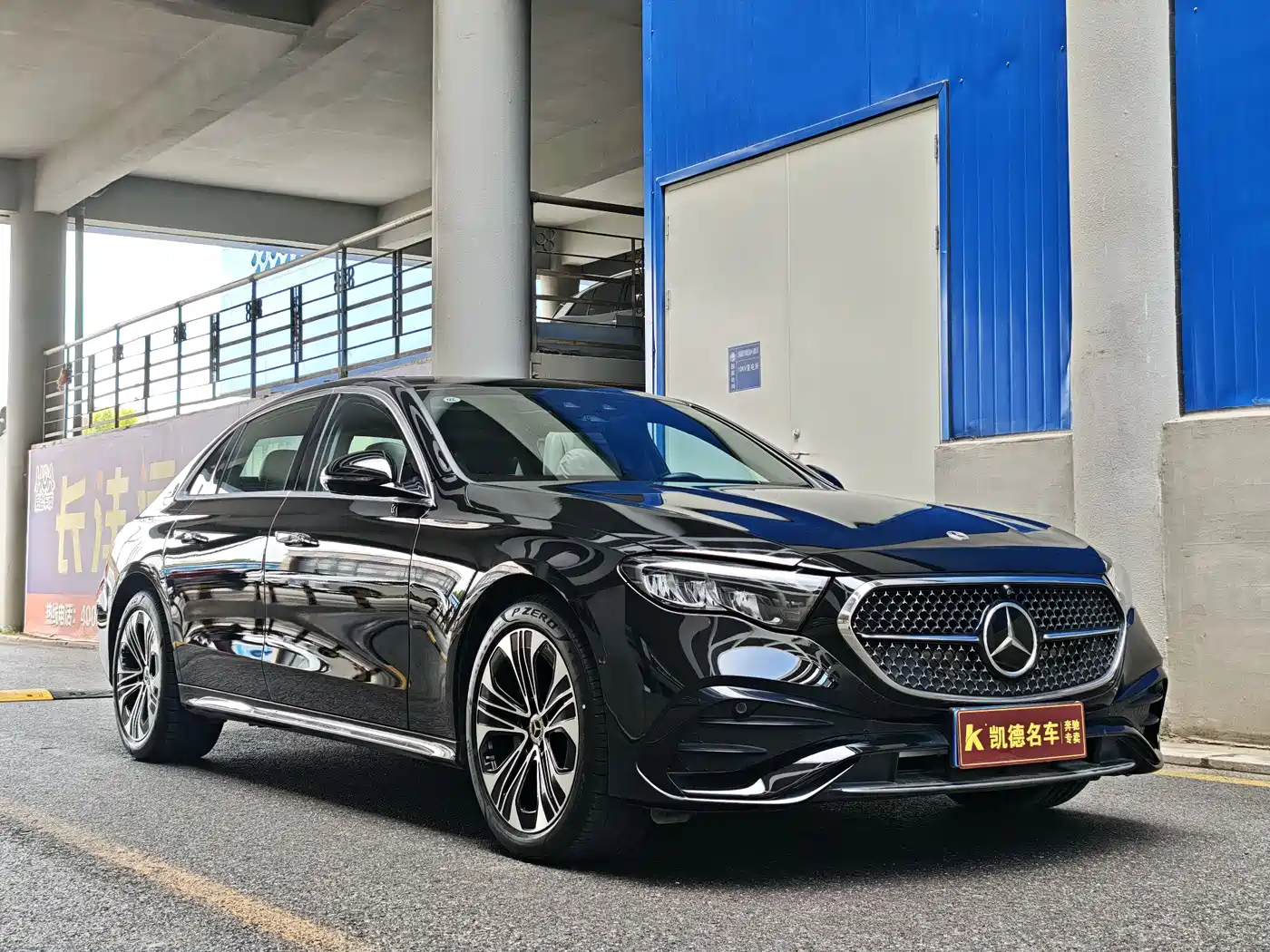Mercedes-Benz E-Class 2024 E 300 L Fashion Sport фото 3