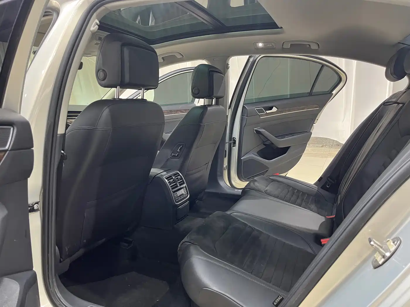 Volkswagen Magotan 2018 380TSI DSG Luxury фото 10