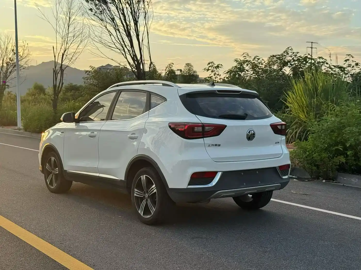 Фото 7 - MG ZS