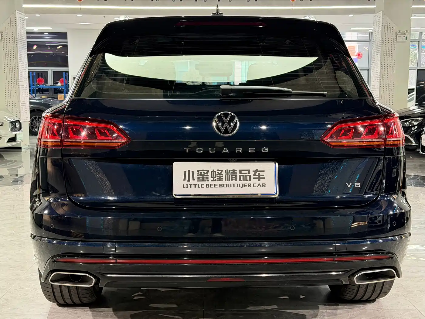 VOLKSWAGEN TOUAREG