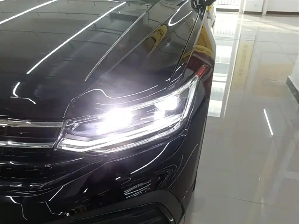 Volkswagen Tiguan L 2024 Outstanding 300TSI Auto 2WD Dragon Soaring Edition фото 24