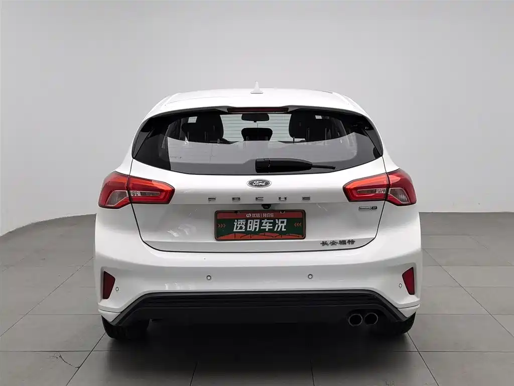 FORD FOX