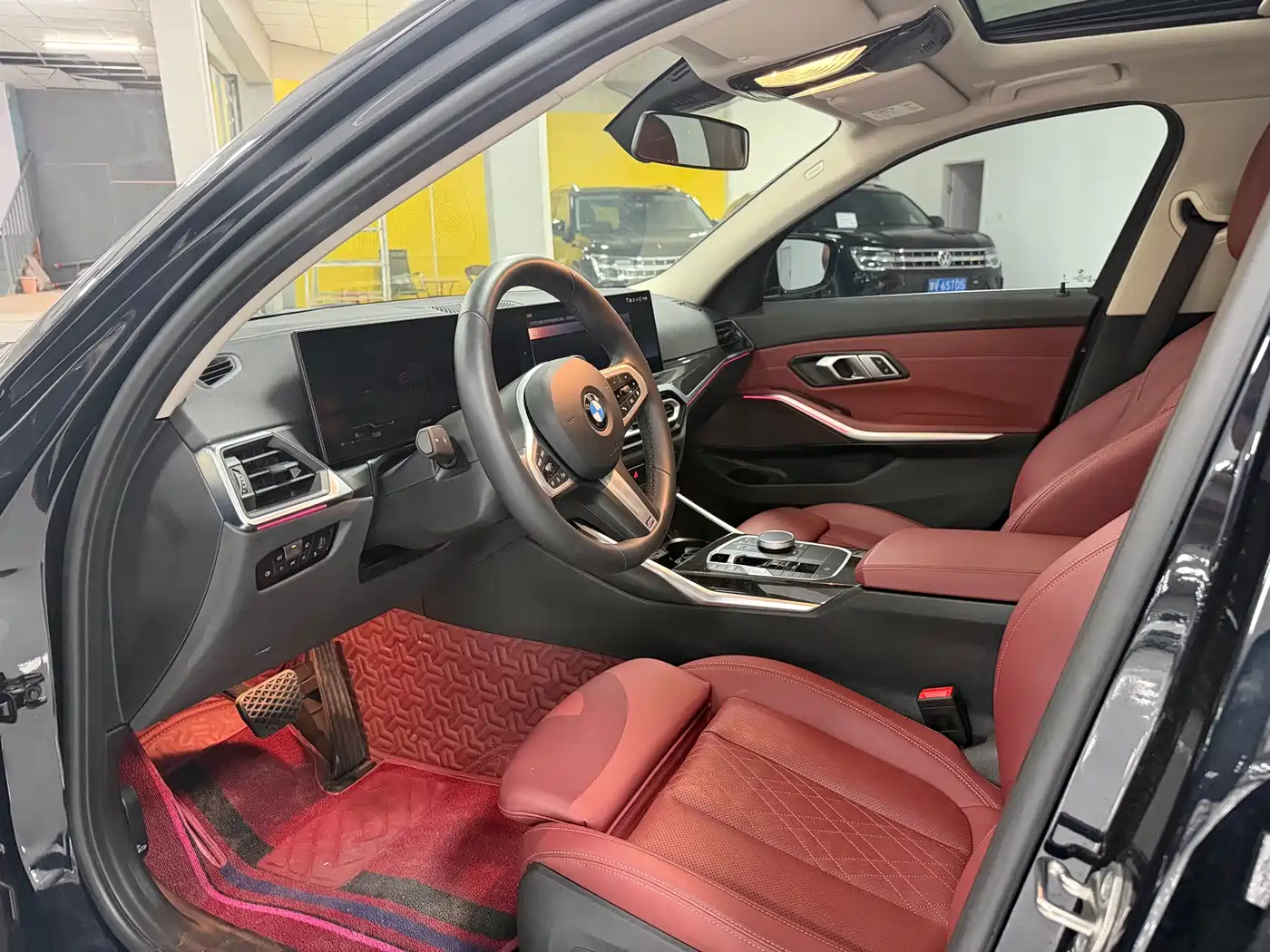 BMW 3 Series 2024 325Li M Sport Package фото 4