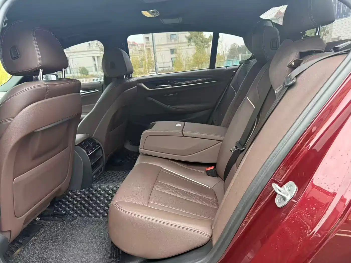 BMW 5 Series 2021 525Li M Sport Package фото 9