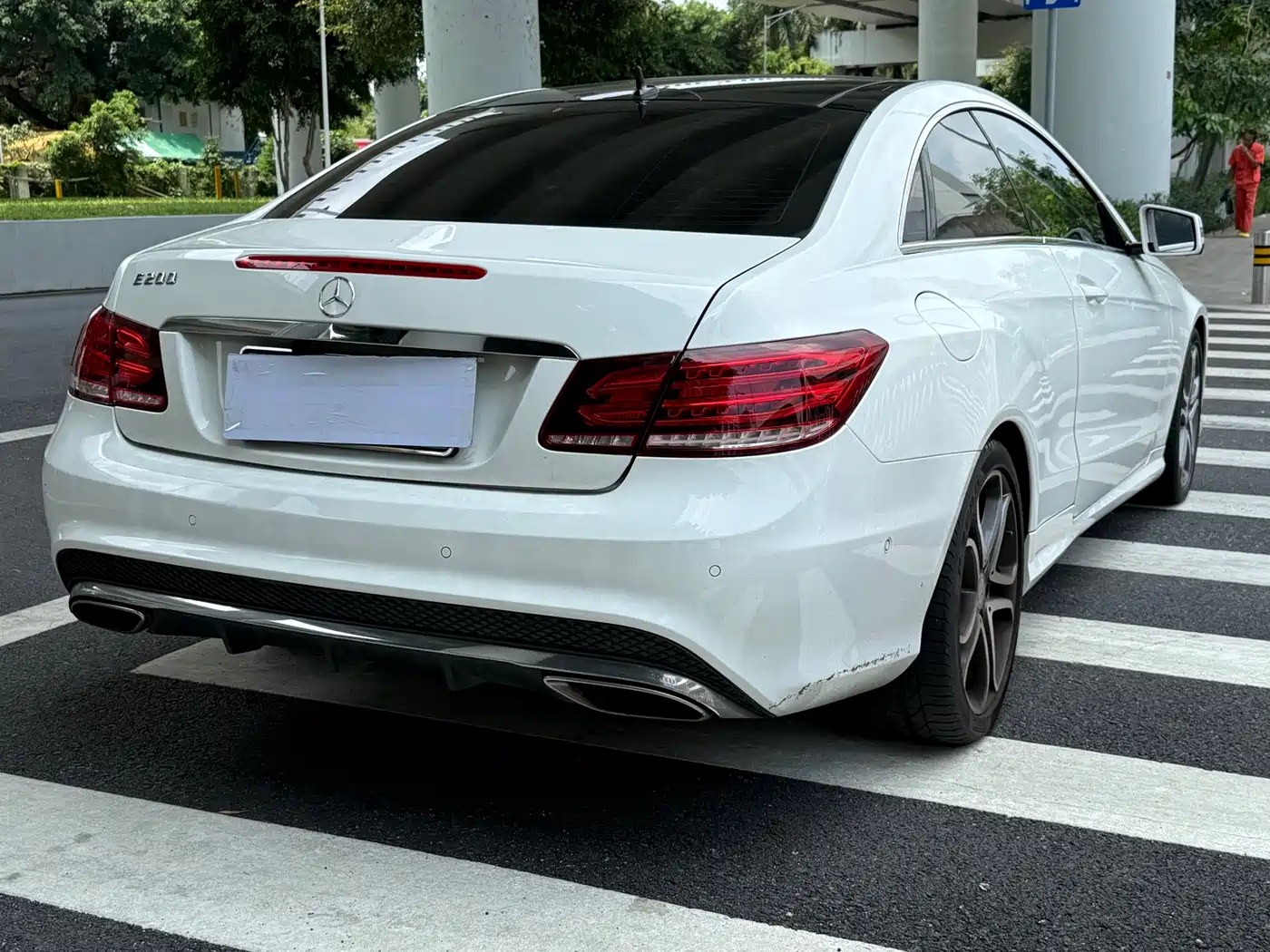 Mercedes-Benz E-Class (Import) 2014 E 200 Coupe фото 11