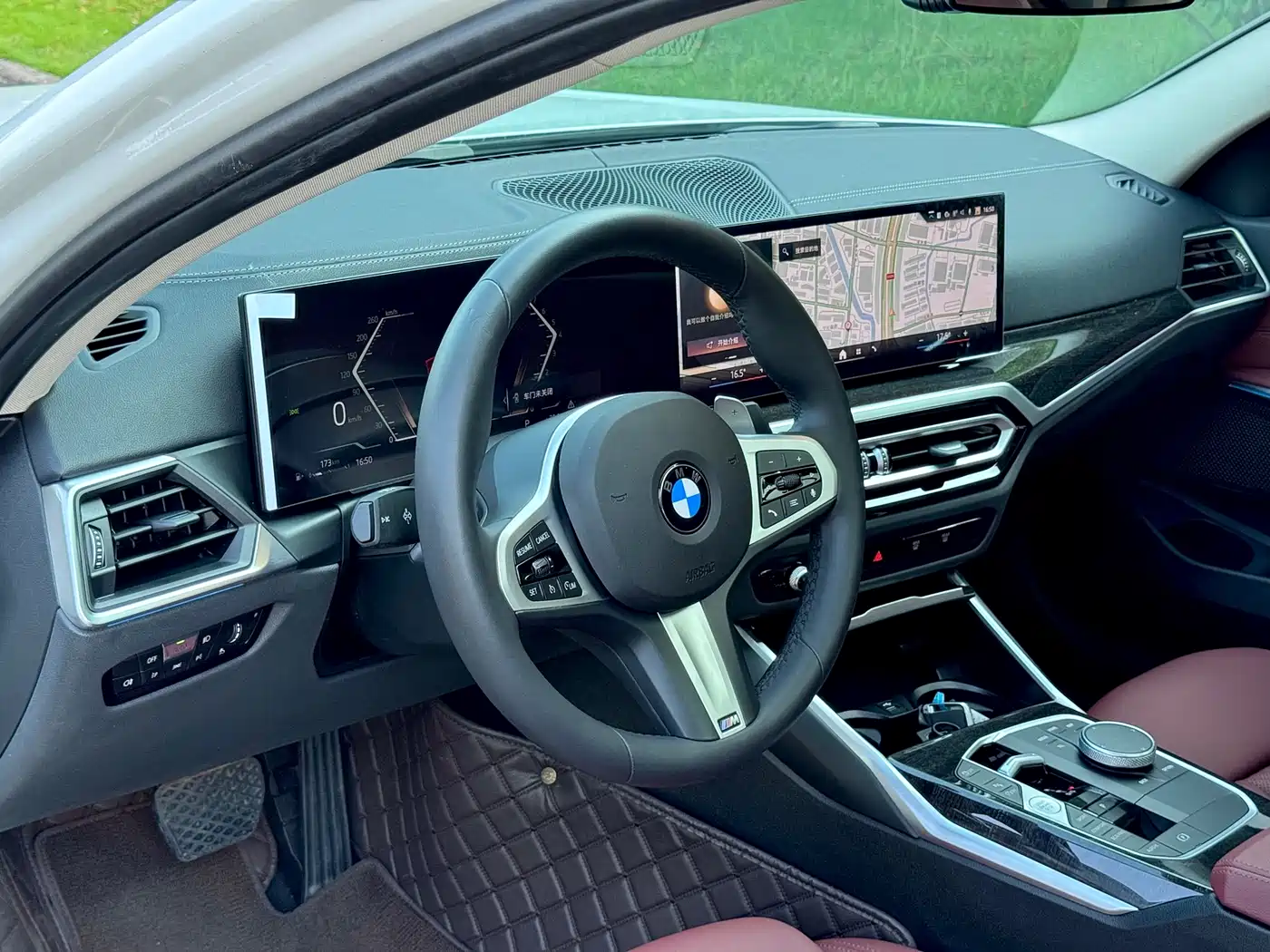 BMW 3 Series 2023 325Li M Sport Package фото 3