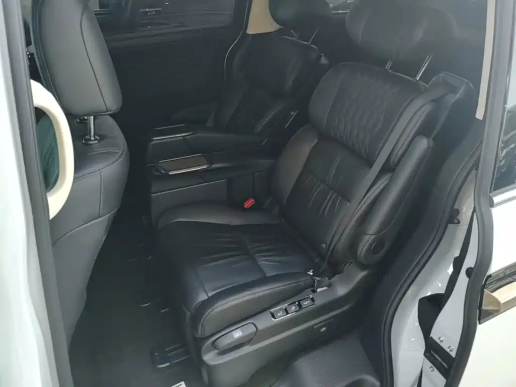 Honda Elysion 2024 2024 2.0L e:HEV Luxury Edition