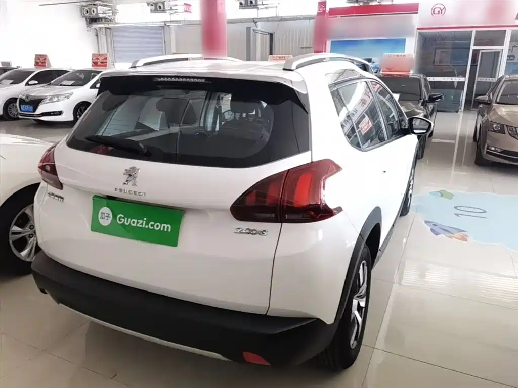 Peugeot 2008 2018 1.6L Automatic Trend Edition фото 7