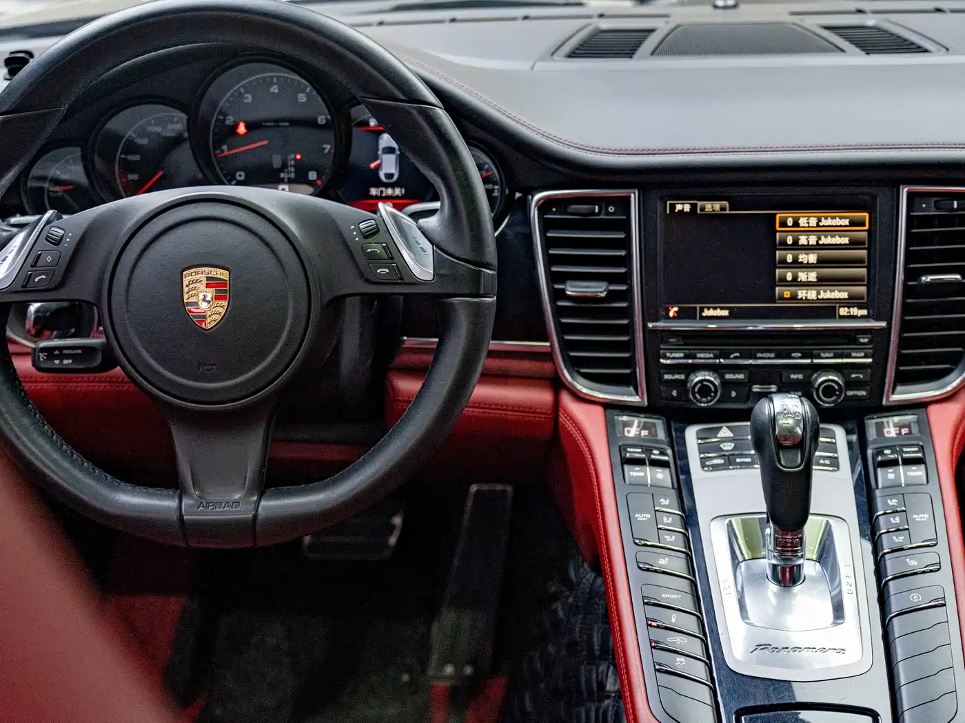 Porsche Panamera 2014 Panamera 3.0T фото 14