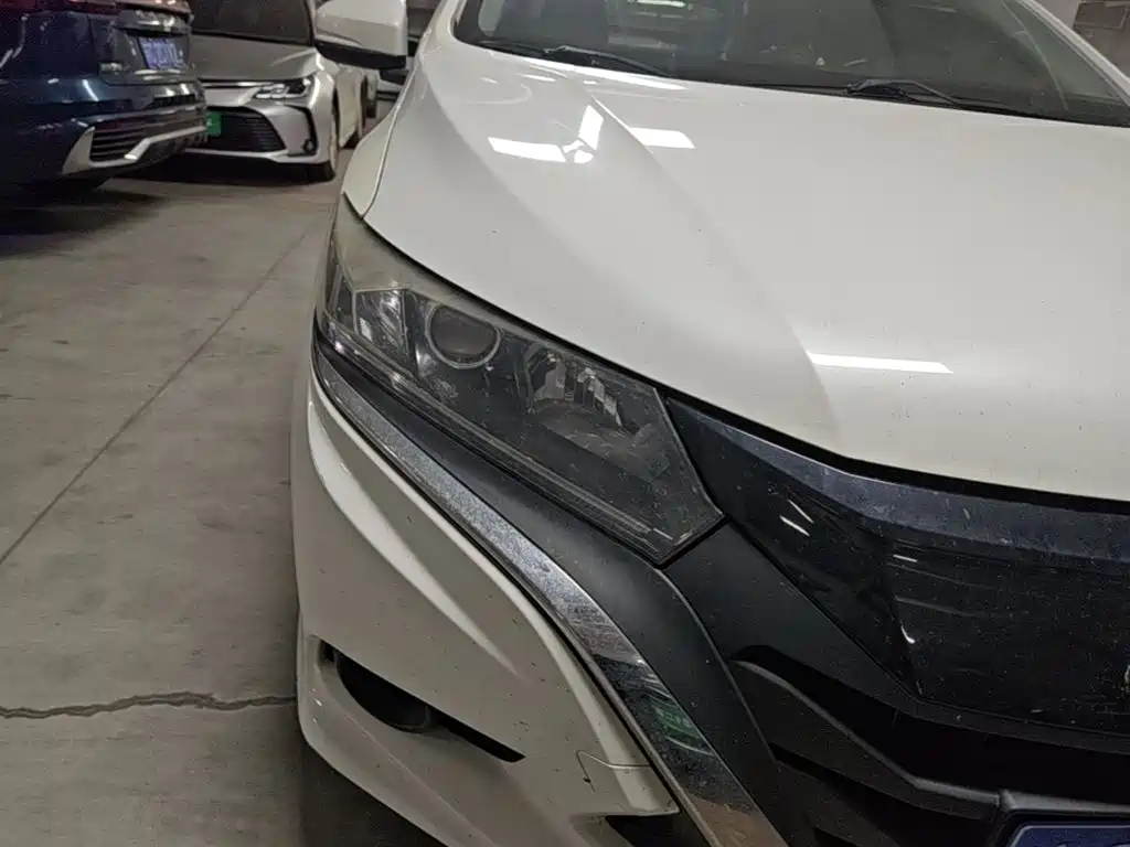 Honda Gienia 2017 2017 1.5L CVT Classic Edition