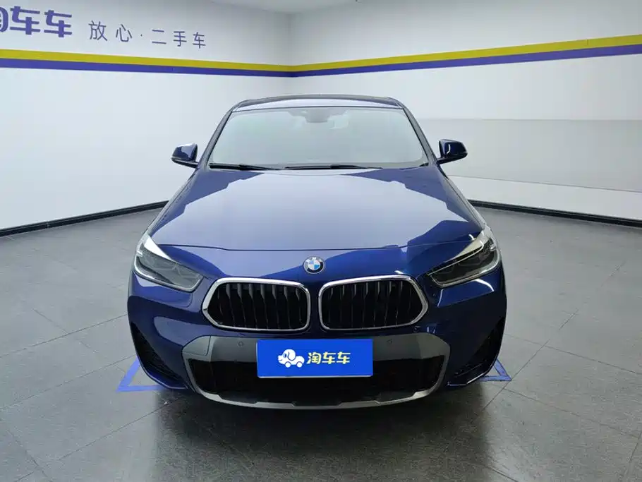 Photo 2 - BMW X2