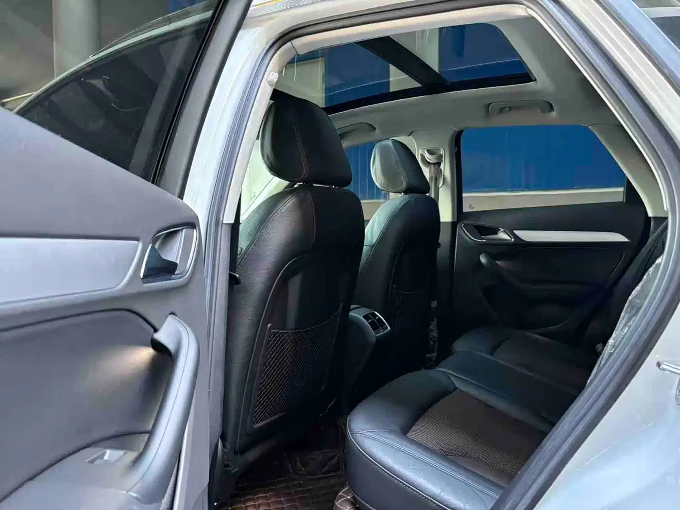 Audi Q3 2018 30 TFSI Fashion Collector's Edition фото 8