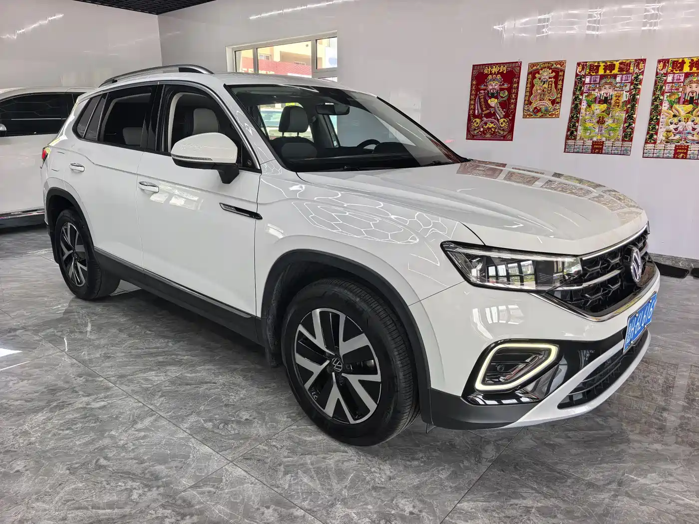 Volkswagen Tayron 2023 280TSI 2WD Luxury Plus Advanced Edition фото 2