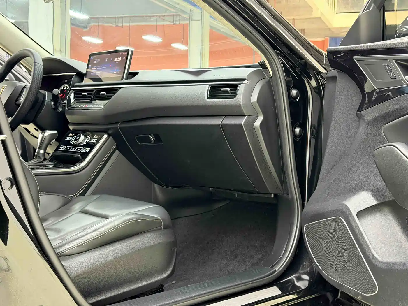 Hongqi H5 2019 30TD Style Edition фото 3