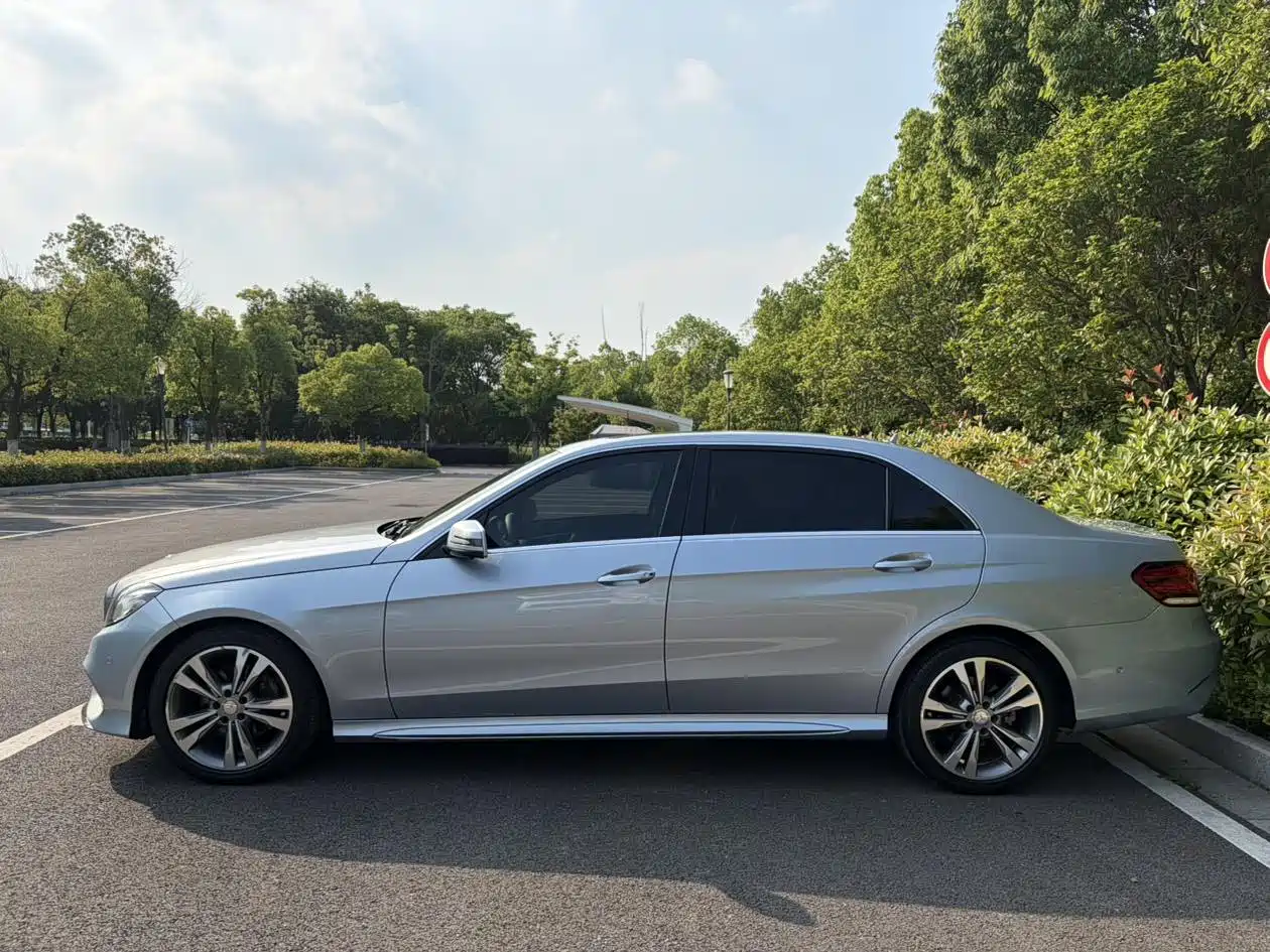Mercedes-Benz E-Class 2014 Facelift E 260 L Sport Luxury фото 4