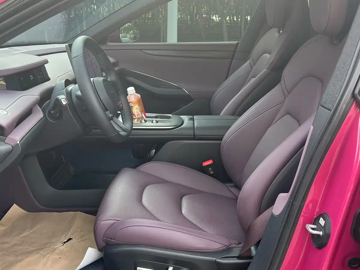 XIAOMI CAR XIAOMI SU7