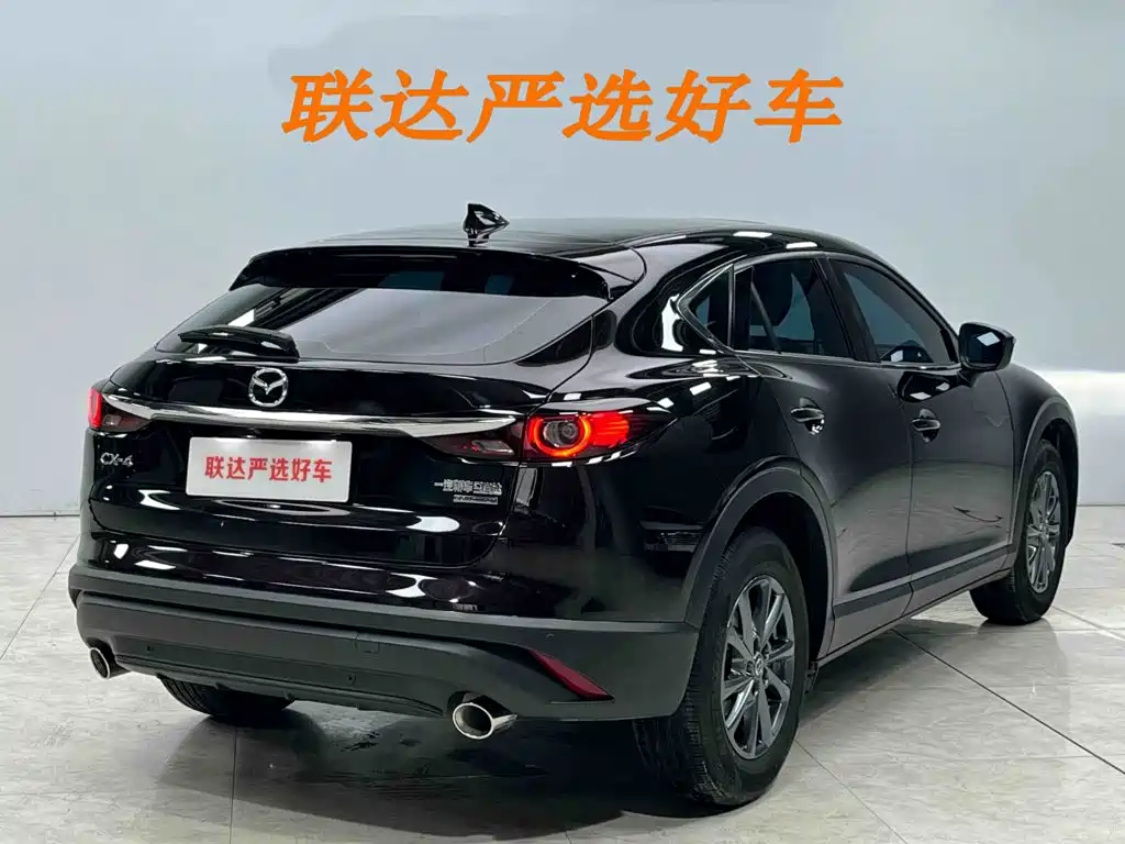 Фото 24 - Mazda CX-4