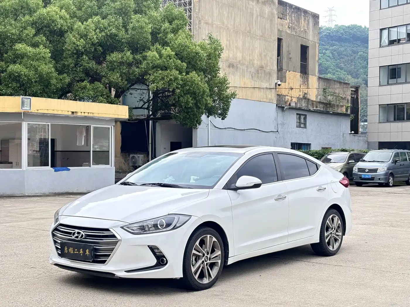 Hyundai Elantra 2018 1.6L Automatic 15th Anniversary Special Edition