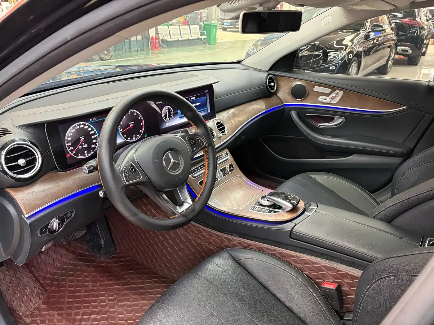 Mercedes-Benz E-Class 2017 E 300 L Luxury фото 5