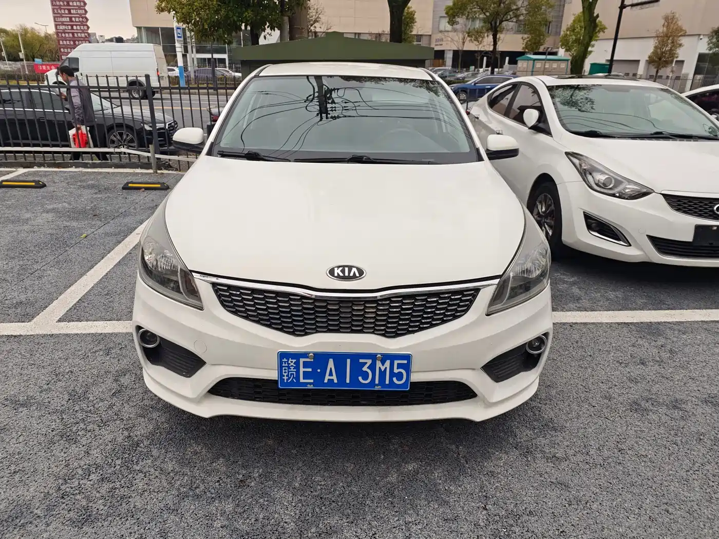 KIA K2