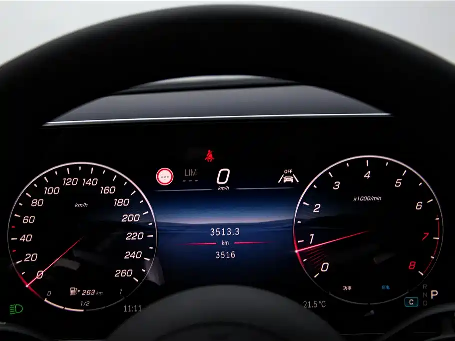 MERCEDES-BENZ GLC