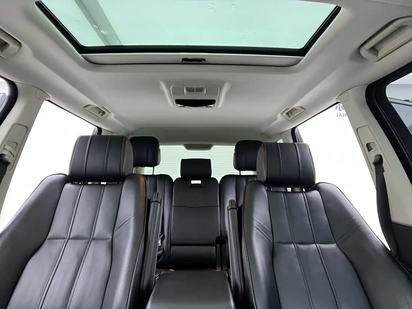 Land Rover Range Rover 2012 5.0 NA V8 фото 17
