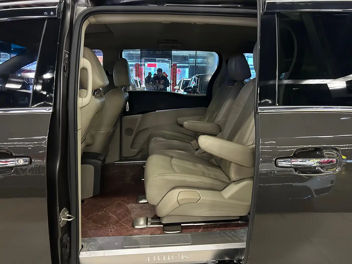 Buick GL8 2017 25S Premium Model China V фото 6