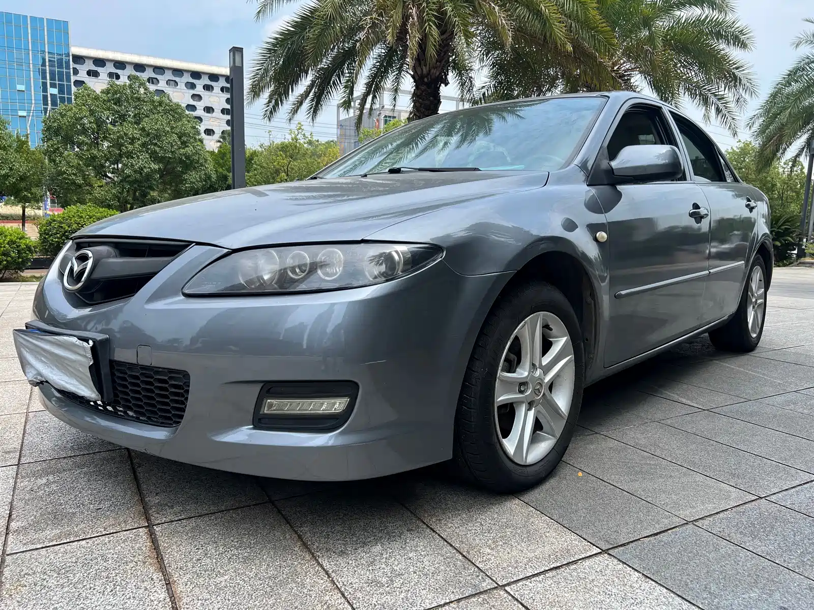 Фото 1 - Mazda 6