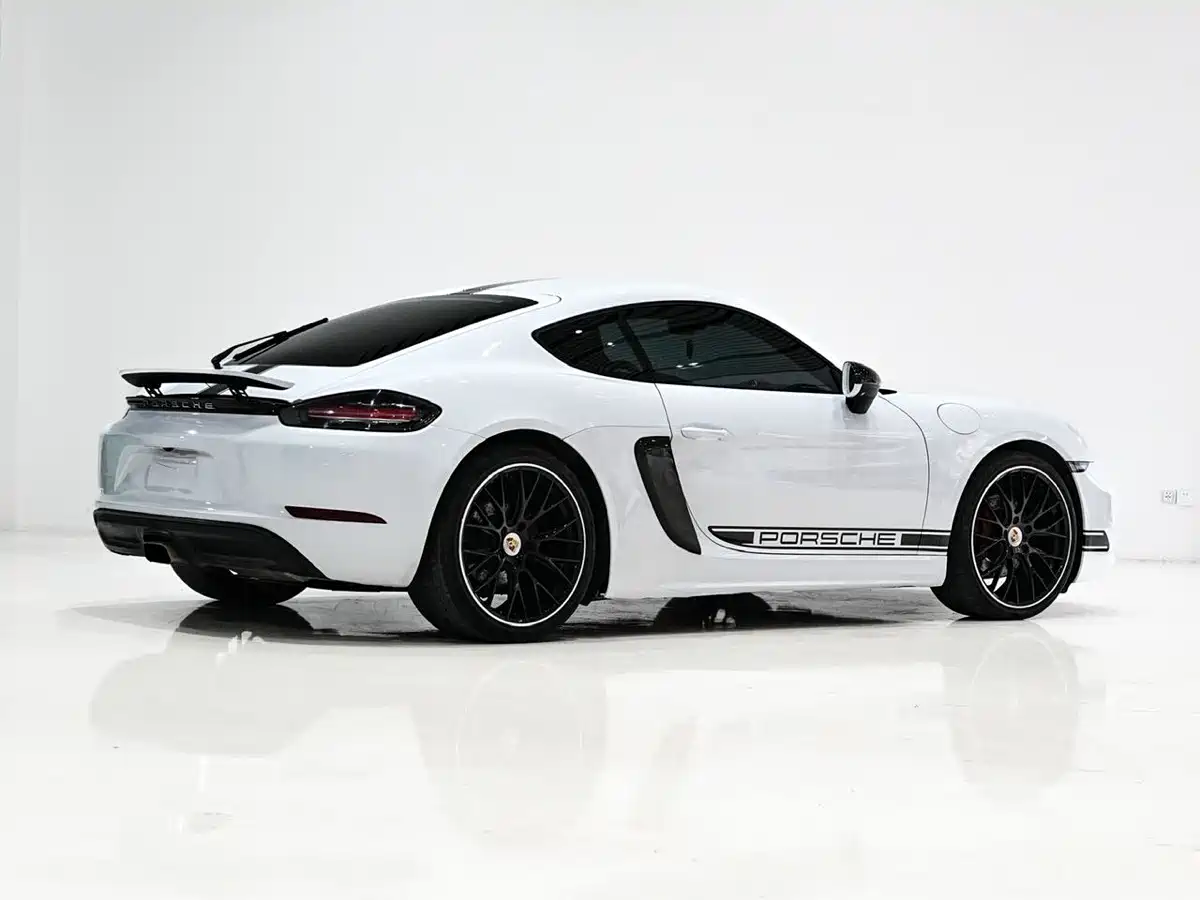 Porsche 718 2016 Cayman 2.0T фото 7