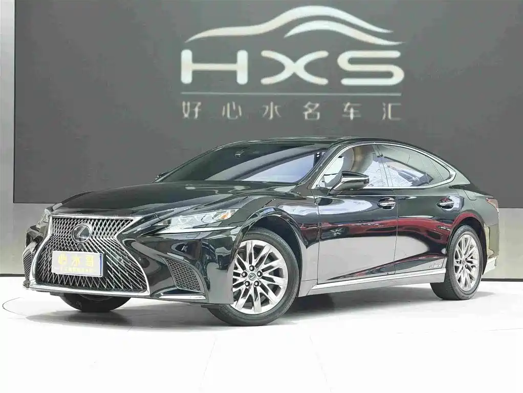 Фото 1 - Lexus LS