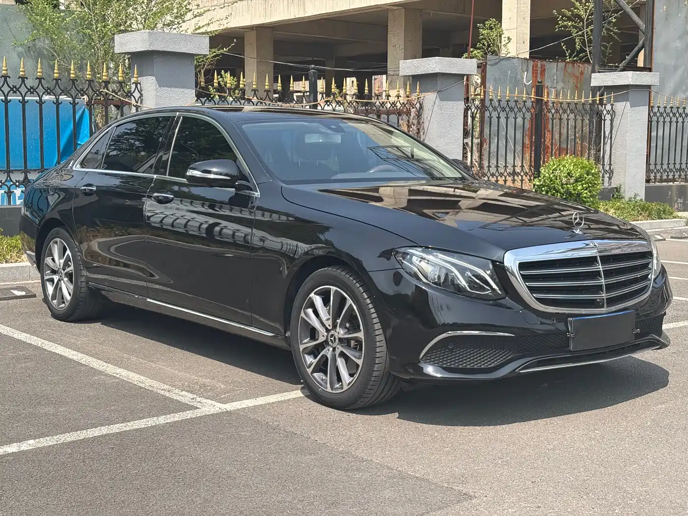 Mercedes-Benz E-Class 2019 Facelift E 300 L Luxury фото 3