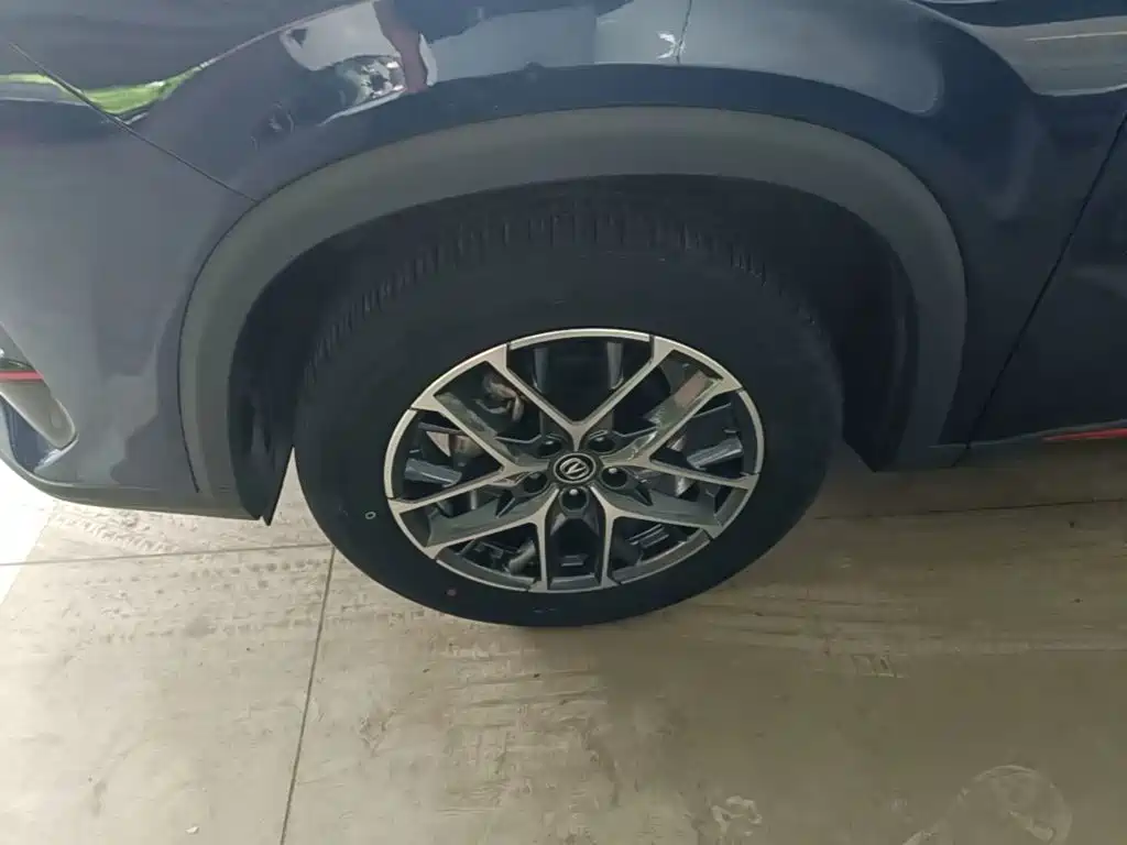 Фото 23 - Changan CS75 PLUS