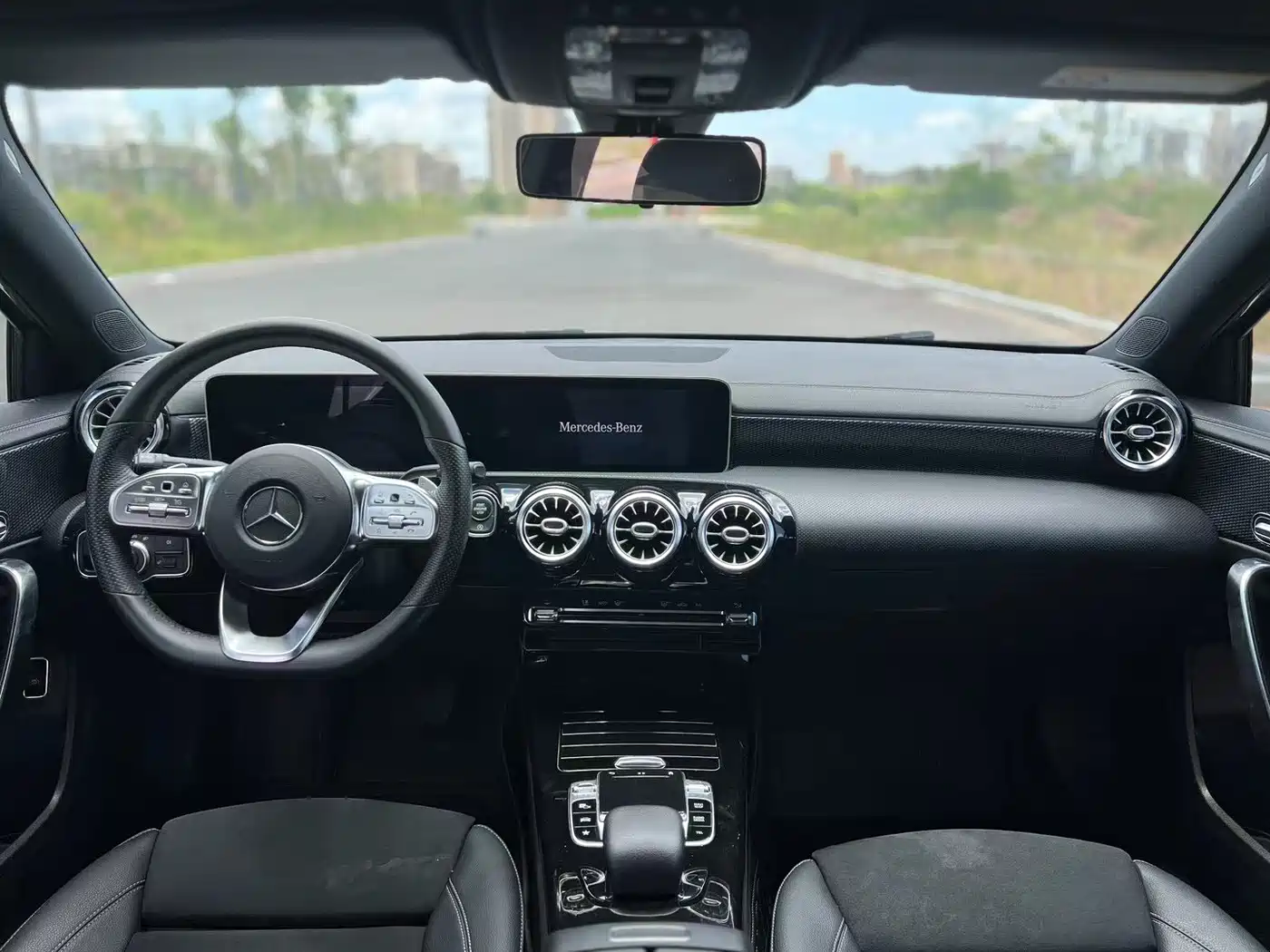 Mercedes-Benz A-Class 2020 A 200 L Sport Sedan фото 8