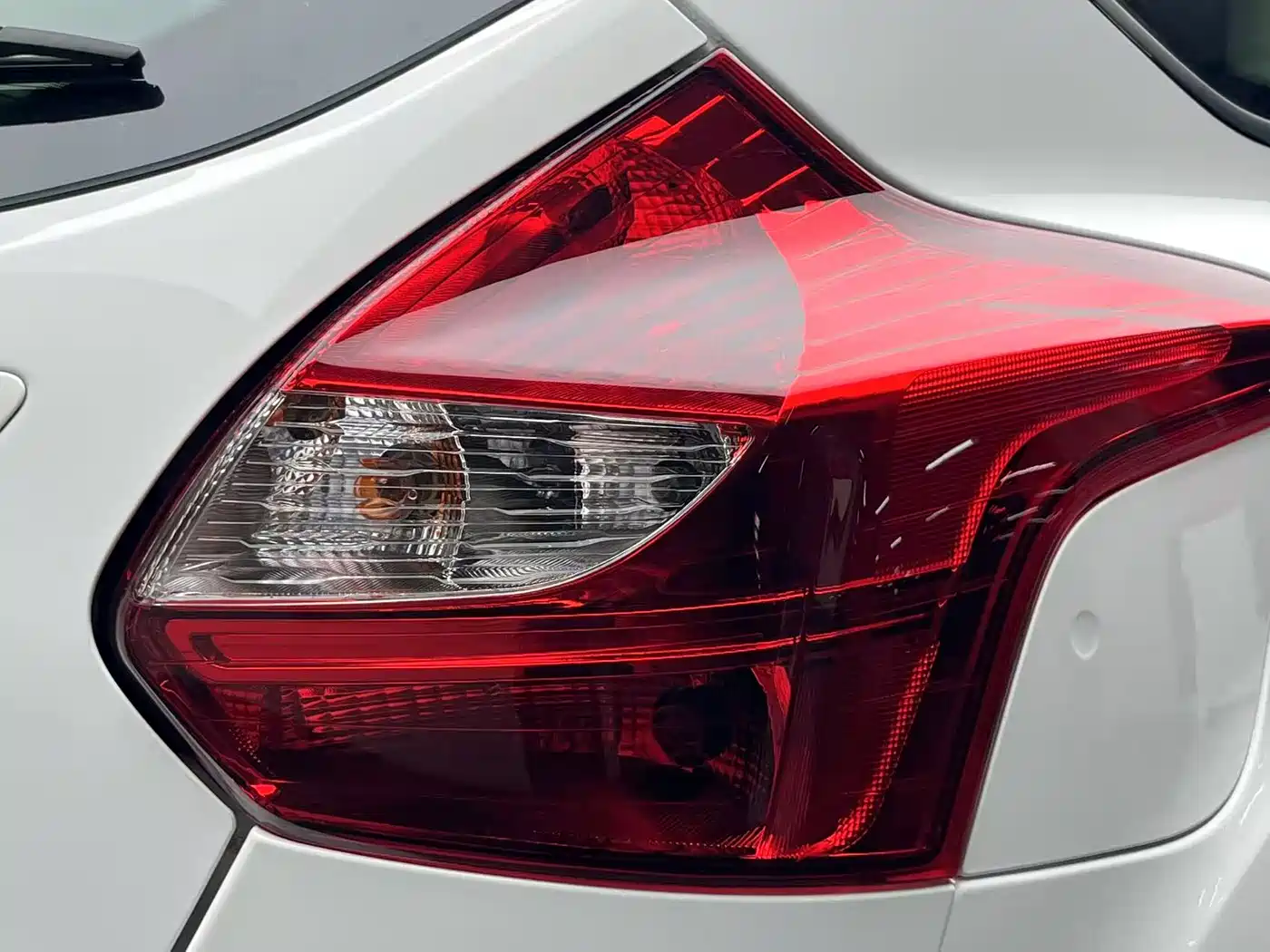 Ford Focus 2013 2012 Hatchback 1.6L Automatic Trend