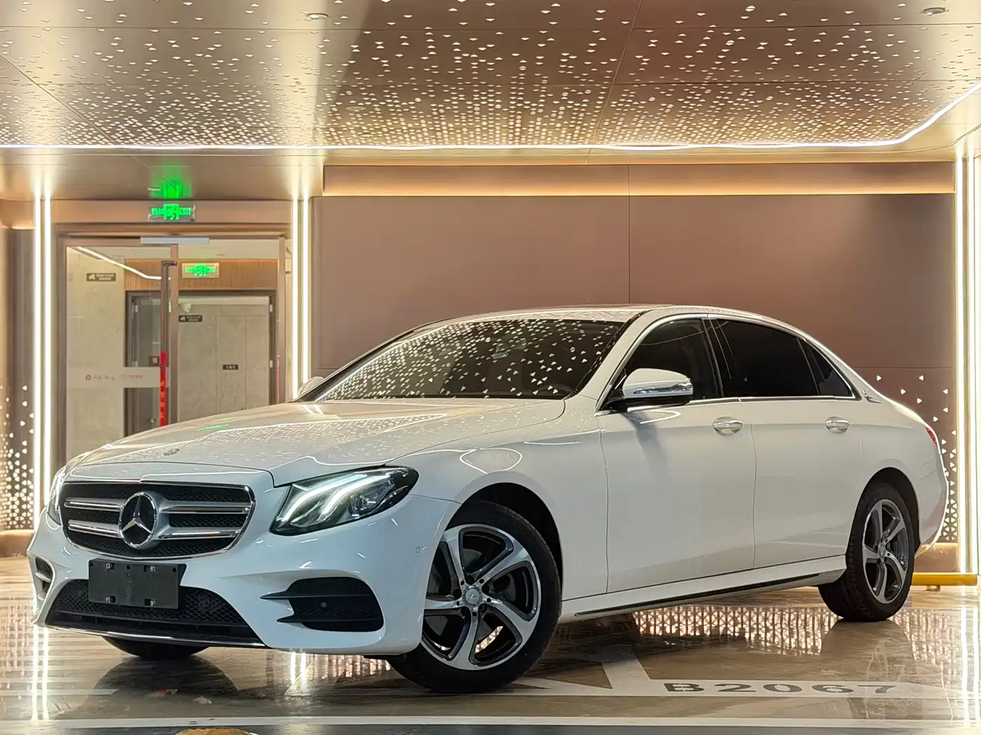 Mercedes-Benz E-Class 2017 E 200 L 4MATIC