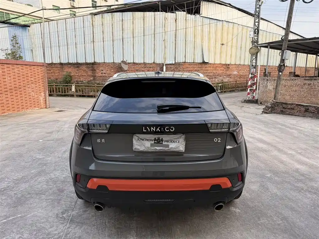 Lynk & Co 02 2019 1.5T DCT 2WD Shine Pro Edition China VI фото 4