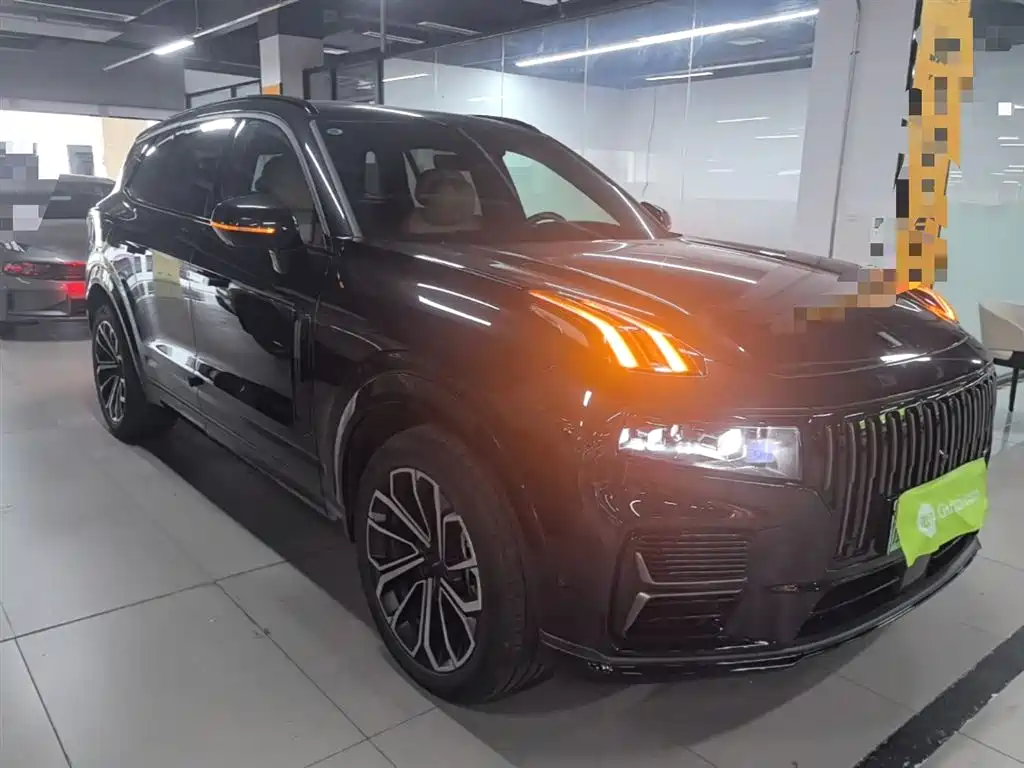 Lynk & Co 09 EM-P 2025 Model 2.0TD EM-P 4WD Max 5-Seater фото 4