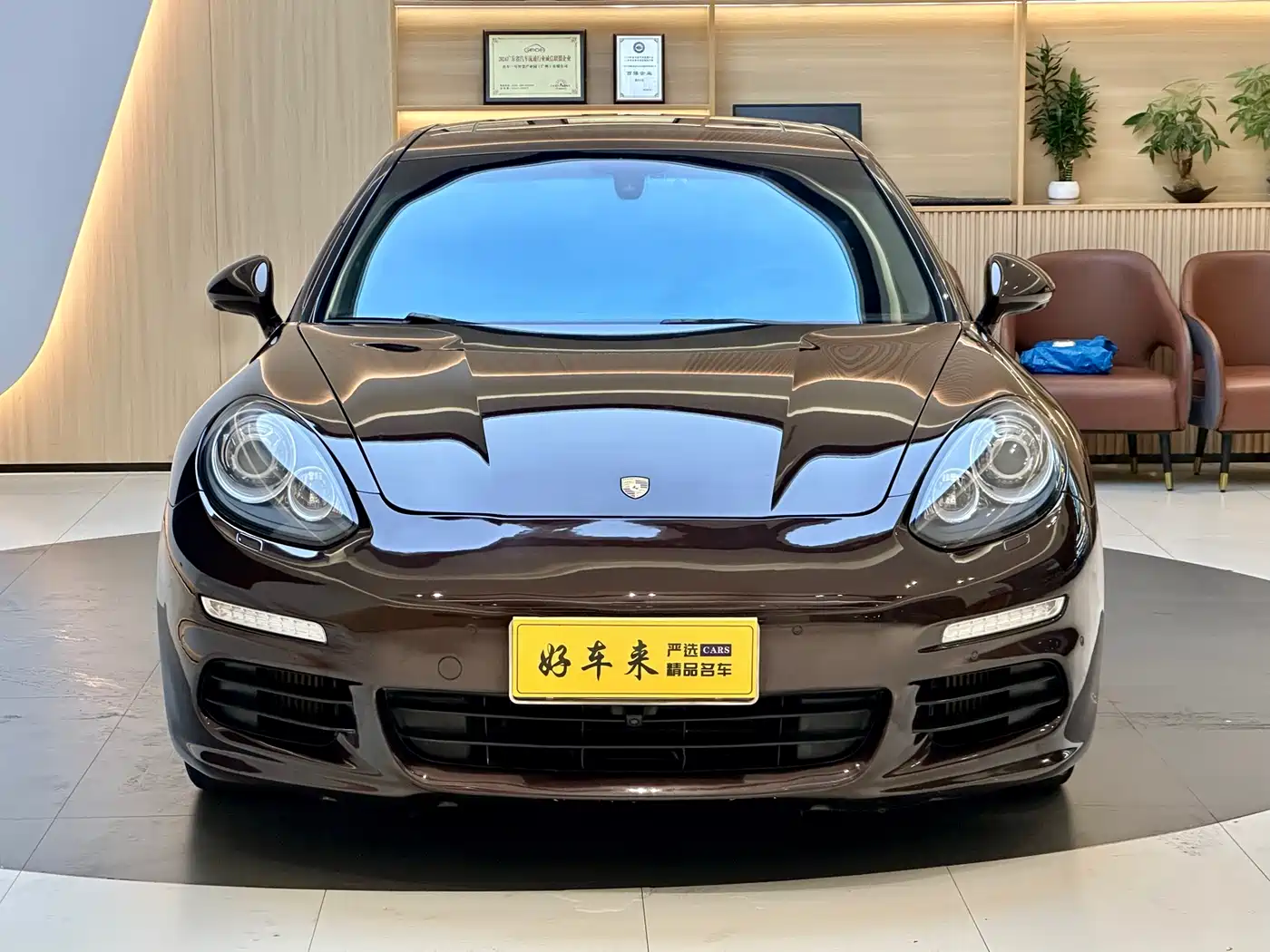 Porsche Panamera 2014 Panamera 3.0T фото 2