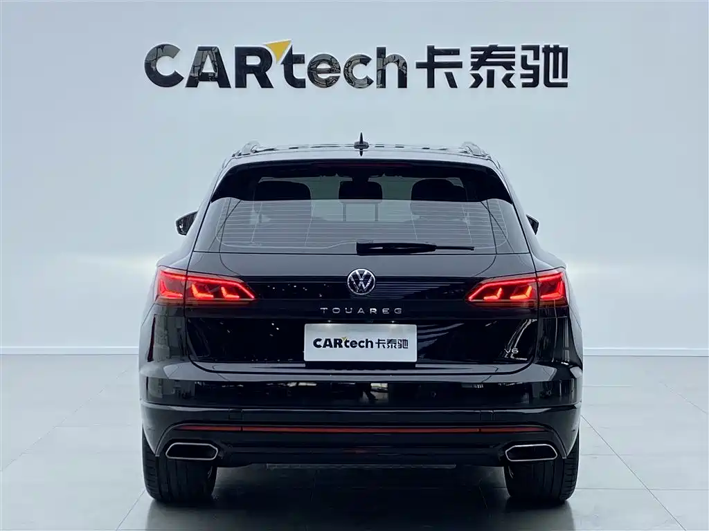 Volkswagen Touareg 2022 3.0TSI Rui Xiang Edition Gloss Black Sport Package фото 5
