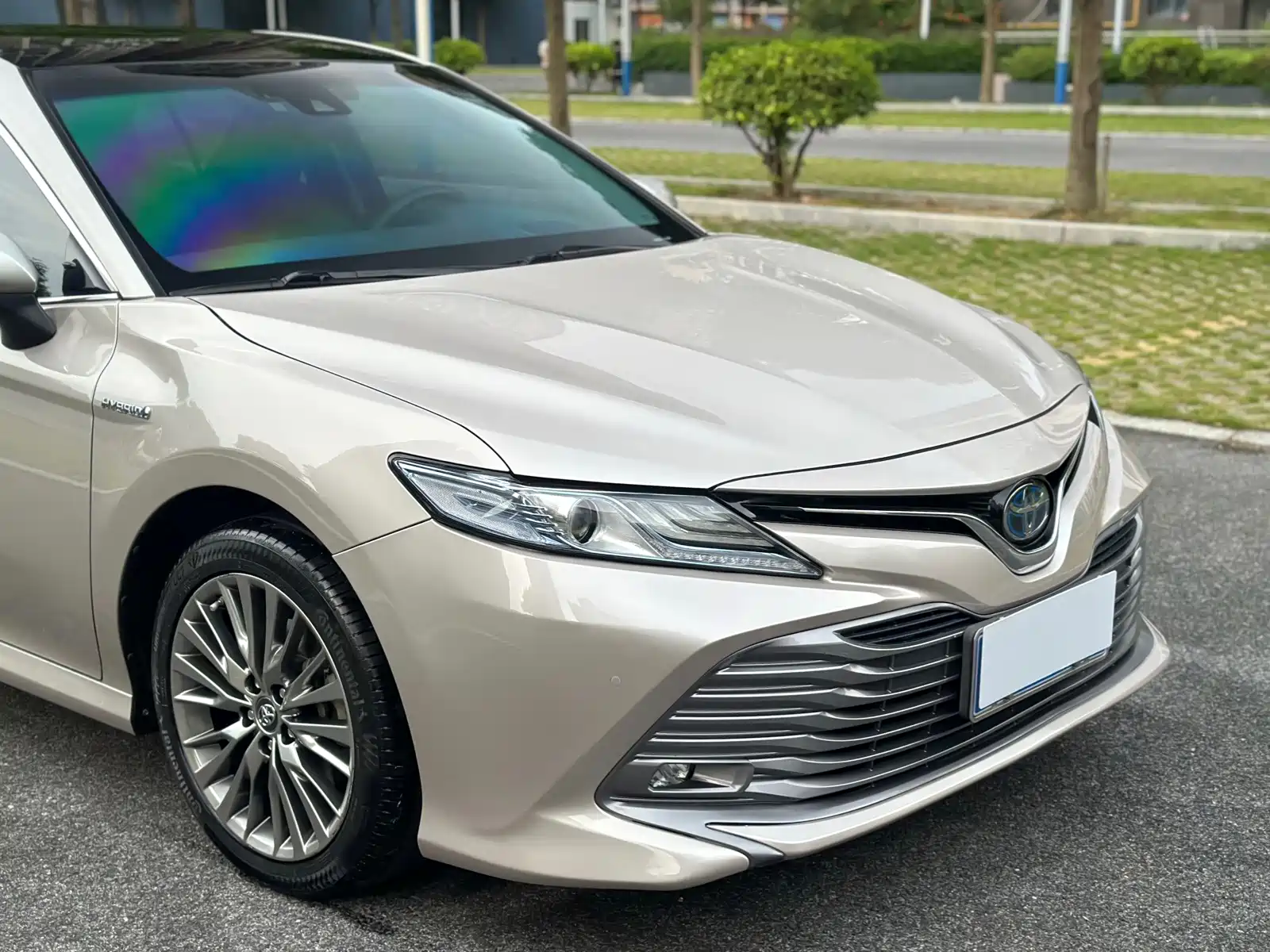 Фото 7 - Toyota Camry