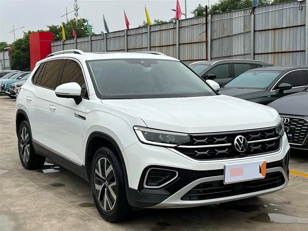 Volkswagen Tayron 2023 280TSI 2WD Luxury Plus Advanced Edition фото 3