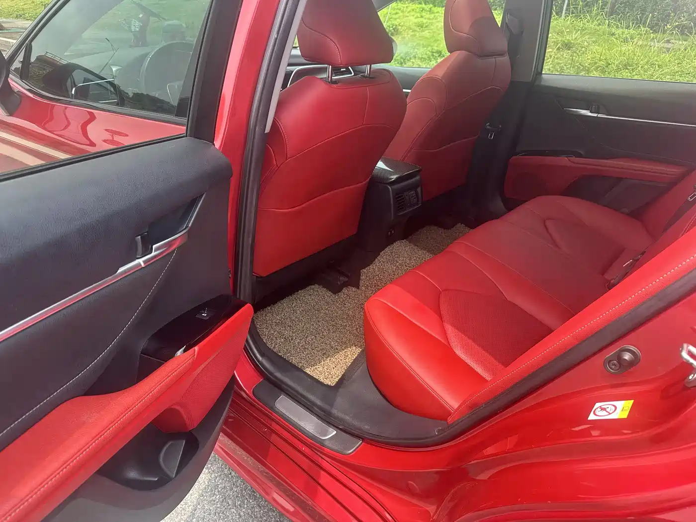 Toyota Camry 2018 2.5S Trend Edition фото 14