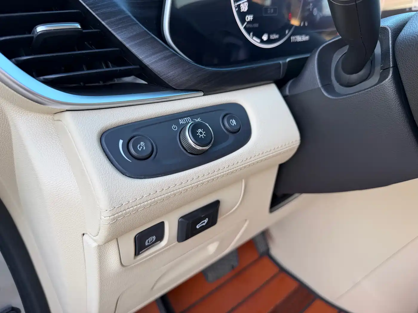 Buick GL8 2023 ES Landmaster Exclusive фото 14