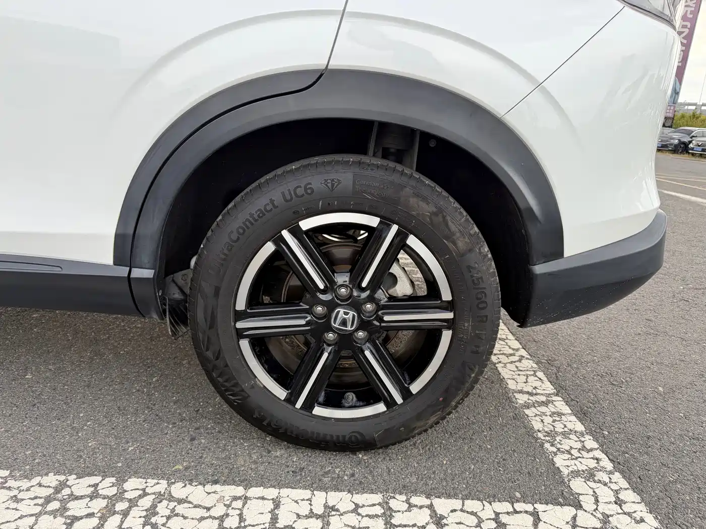 Photo 11 - Honda Vezel